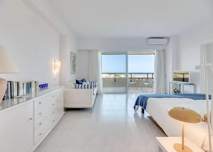 Lejlighed Charming With Sea Views Marbella