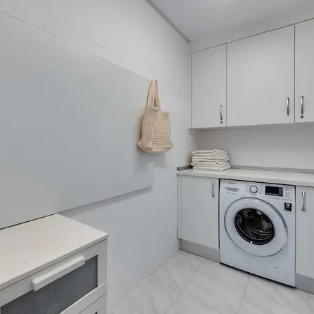 Charming With Sea Views Appartement *