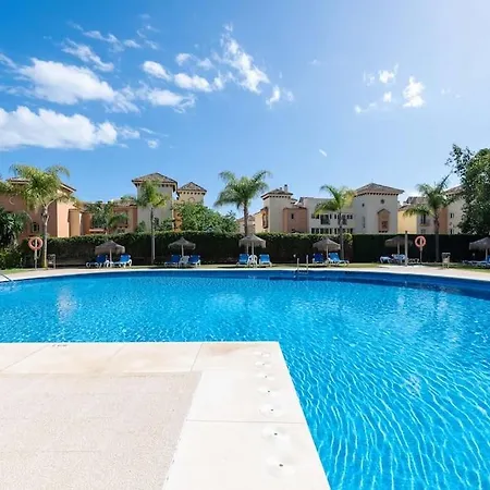 Charming With Sea Views Apartment