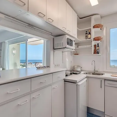 Charming With Sea Views *