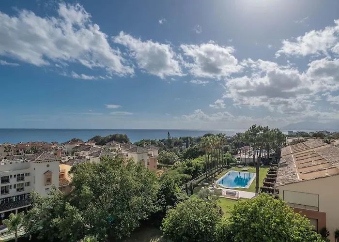 Charming With Sea Views Марбелья